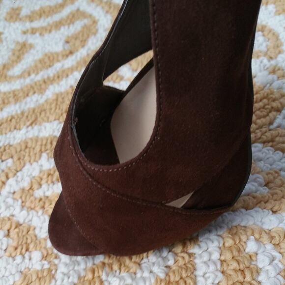 G by Guess Brown Cavion Platform Heels Size 9M - Picture 6 of 8